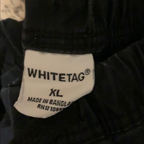 Lot of 3 joggers - Picture 4 of 4